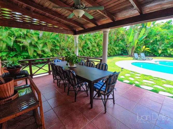 Villa en Venta en Guavaberry Golf & Country Club – Juan Dolio ,Santiago, Santiago, 3 Bedrooms,5 Bathrooms,Villa,Venta