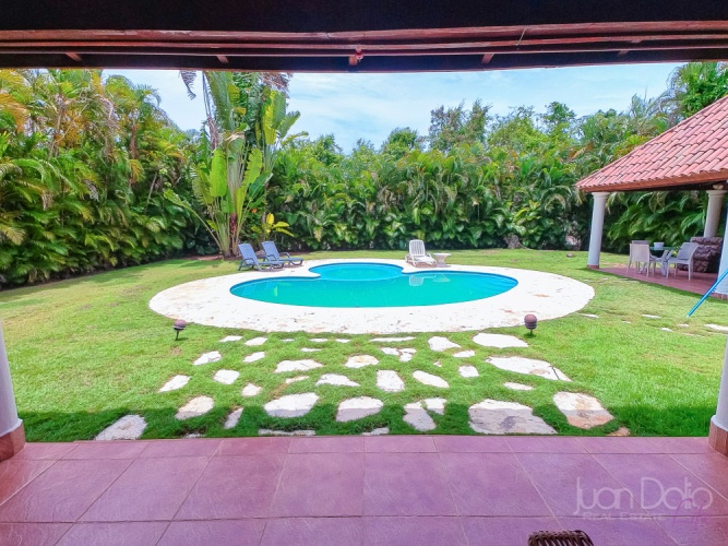 Villa en Venta en Guavaberry Golf & Country Club – Juan Dolio ,Santiago, Santiago, 3 Bedrooms,5 Bathrooms,Villa,Venta