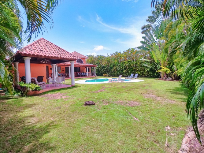Villa en Venta en Guavaberry Golf & Country Club – Juan Dolio ,Santiago, Santiago, 3 Bedrooms,5 Bathrooms,Villa,Venta