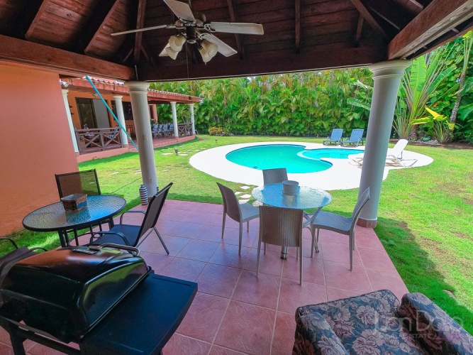 Villa en Venta en Guavaberry Golf & Country Club – Juan Dolio ,Santiago, Santiago, 3 Bedrooms,5 Bathrooms,Villa,Venta